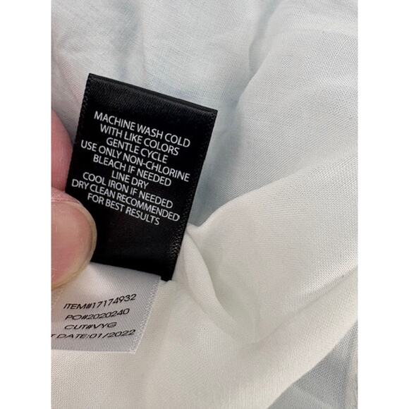 Torrid White Babydoll Tiered Top with Blue Floral Embroidered Eyelets NWT -2X - Picture 11 of 12